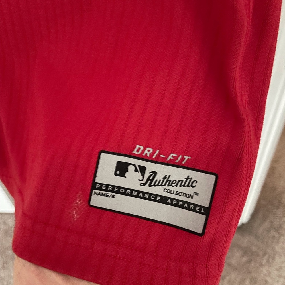Cincinnati Reds MLB Dri-Fit Performance Shirt - Picture 3 of 3